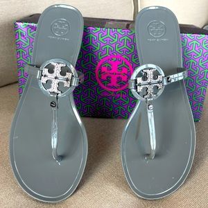 Tory Burch Mini Miller Jelly Thong Sandals w Crystals Sz 9 EUC